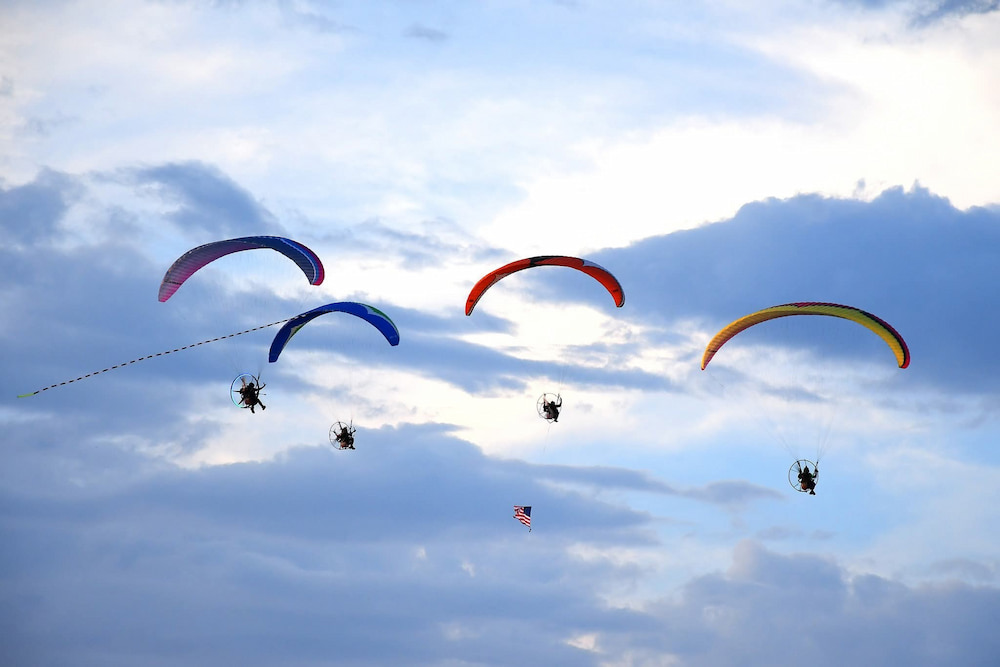 Paramotor pilots copy